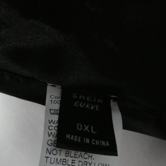 SHEIN - Curve | OXL | Black Satin Side Tie Bikini Top - Picture 5 of 9